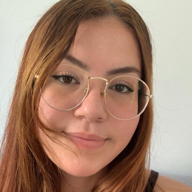 Babá em Porto Alegre: Júlia