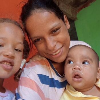 Família Cariacica: Leticia