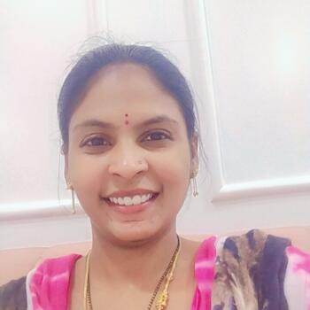 सिकंदराबाद में बेबीसिटर: Bashpalli divya