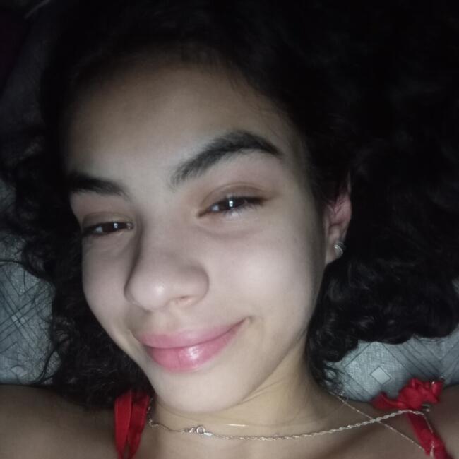 Babysitter in Araraquara: Isadora