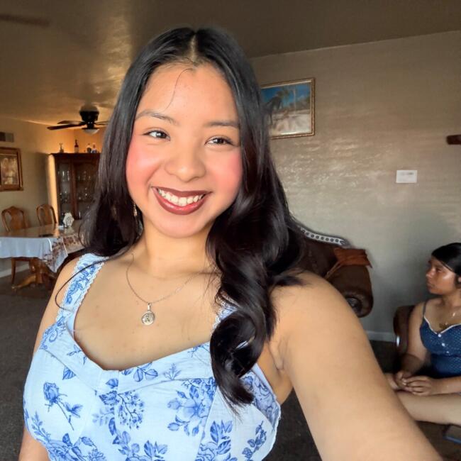 Nanny in Fresno: Jareli
