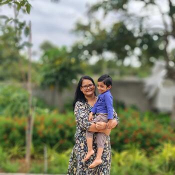 बंगलौर में आया की नौकरी: बेबीसिटिंग से जुड़े काम Suvamaya