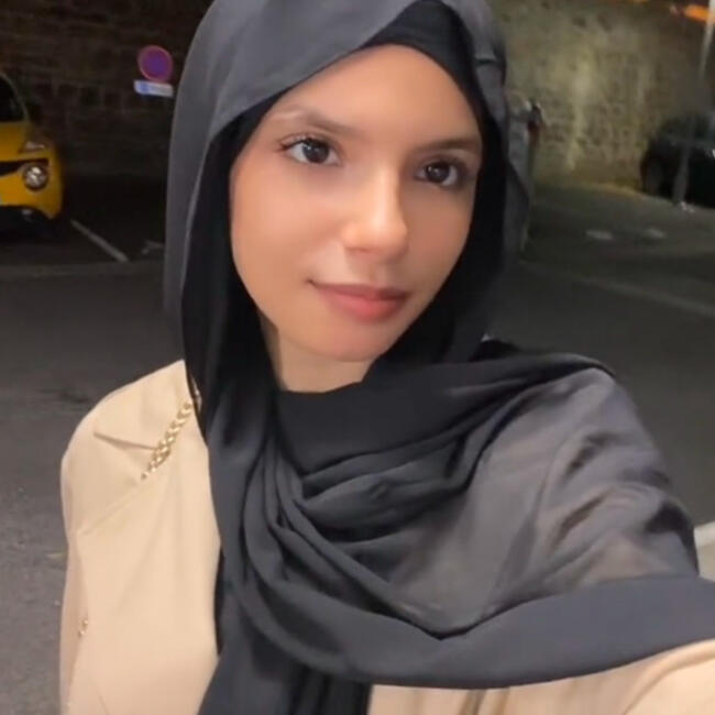 Babysitter in Clermont-Ferrand: Ichrake