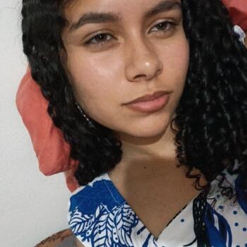 Babysitter in Luziânia: Brendha