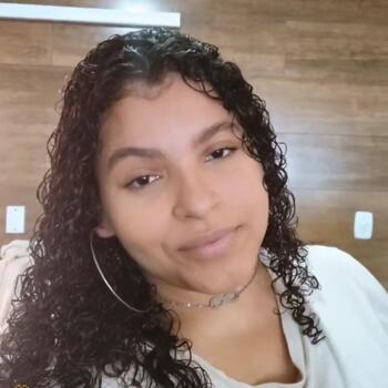 Babysitter in Maricá: Maria