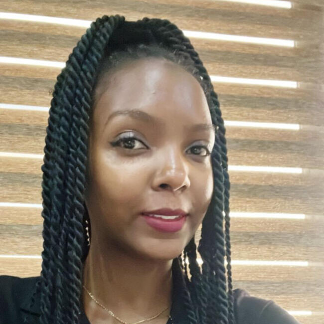 Babysitter in Mombasa: Nadia