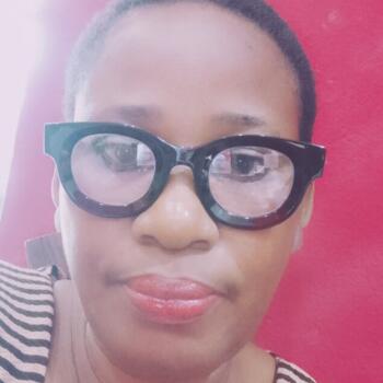 Babysitter in Port Harcourt: Debbie