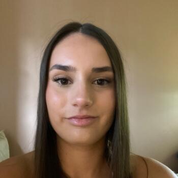 Babysitter Villiers-le-Bâcle: Anna