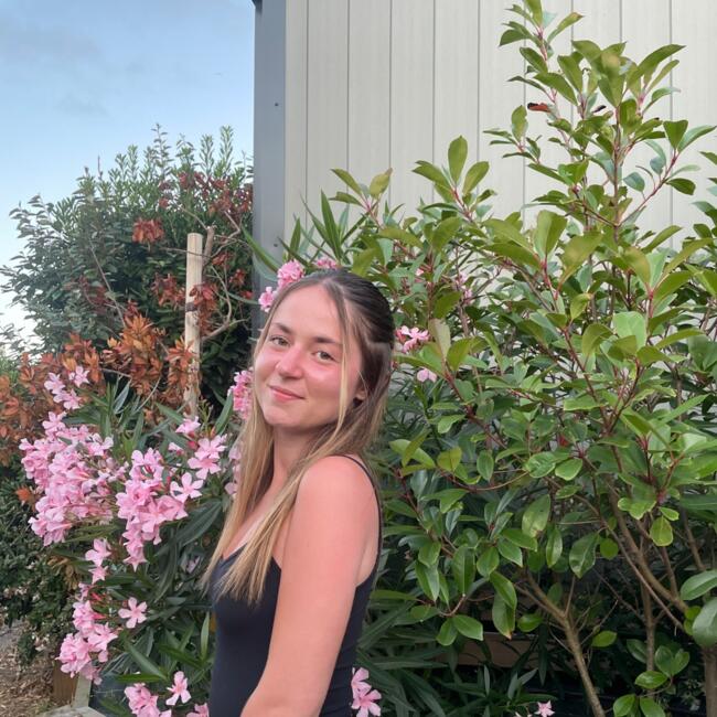 Babysitter in Héricy: Louise