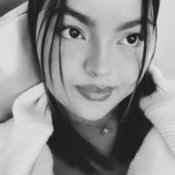 Babysitter Doral: Maria