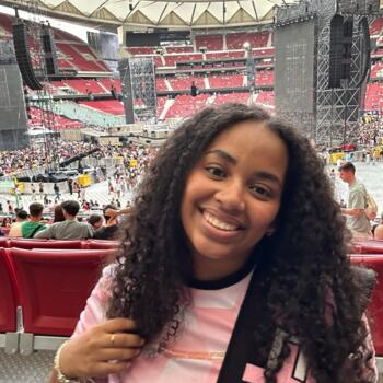 Babysitter in Santa Coloma de Gramenet: Liz