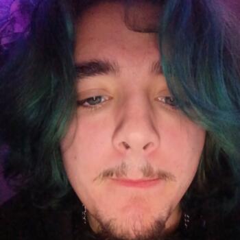 Babysitter in Denison: Hunter