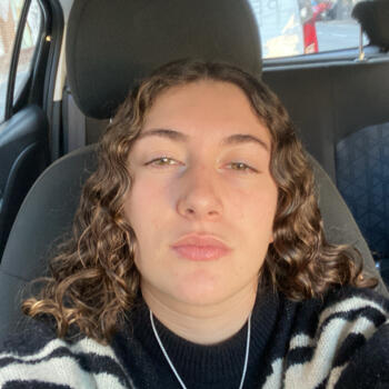 Canguro en Alicante: Adriana