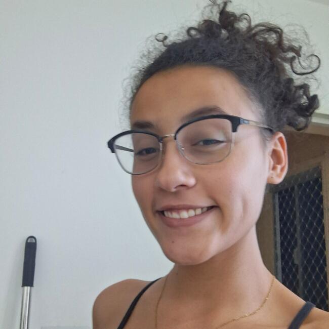 Babysitter in Viçosa: Sara