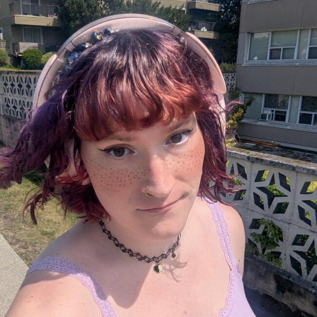 Babysitter in New Westminster: Emma