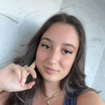 Babysitter in Tournai: Salena