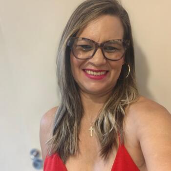Babysitter in Ribeirão Preto: Nely