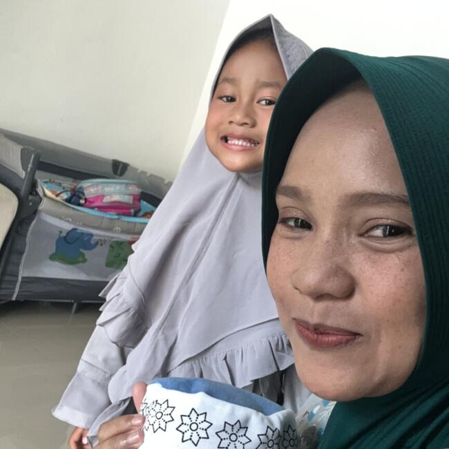 Babysitting job in Sidoarjo: Intan