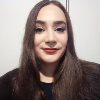 Babysitter in Istanbul: Beyza Nur