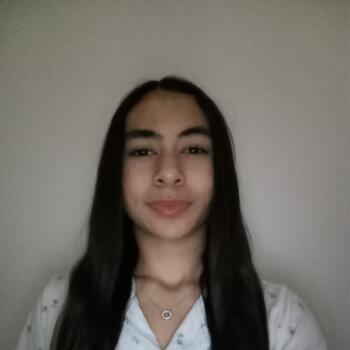 Babysitter in Trieux: Janine