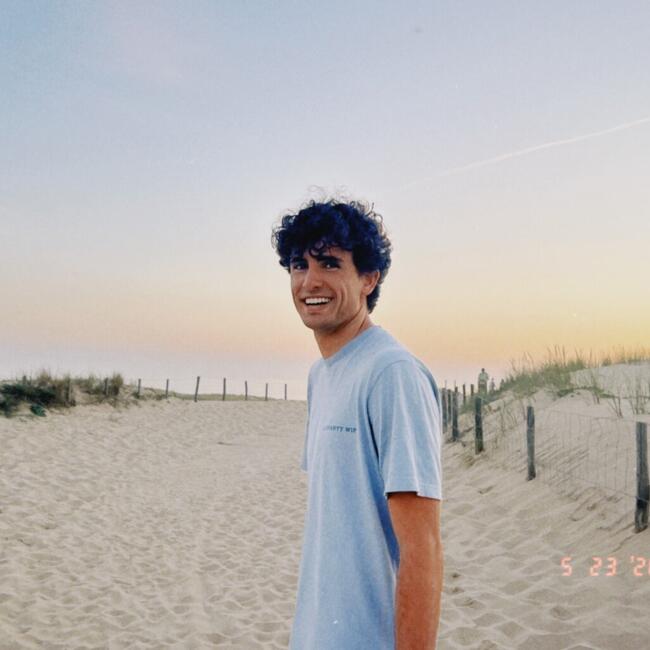 Babysitter in Bayonne: Erwann