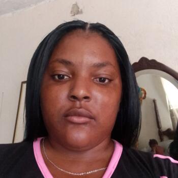 Babysitting job in Jamaica: babysitting job Saneisha