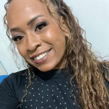 Babysitter São José dos Pinhais: Ana