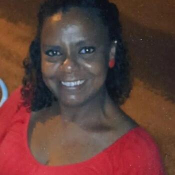 Babysitter in Pelotas: Viviane