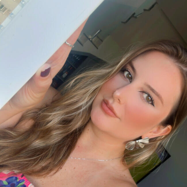 Babysitting job in Ponta Grossa: Emily Rafaela