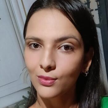 Babysitter in Anápolis: Michelle