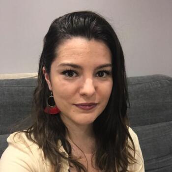 Babysitter in Martigues: Alyson