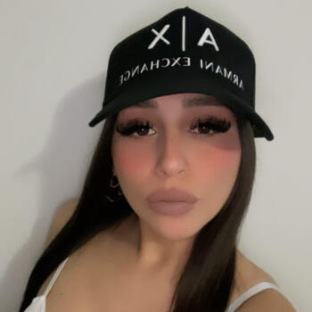 Babysitter in The Bronx: Mariana