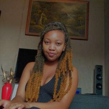 Babysitter in Bloemfontein: Dineo