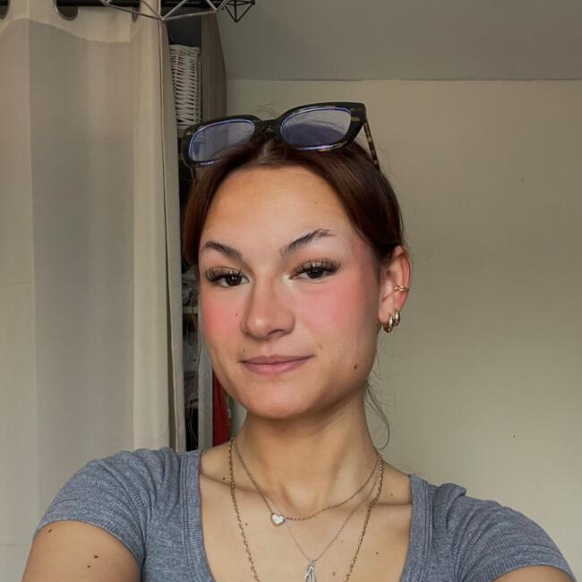 Babysitter in Gif-sur-Yvette: Louna