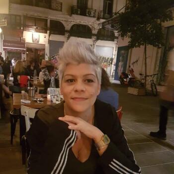 Niñera en Nicosia: Elena