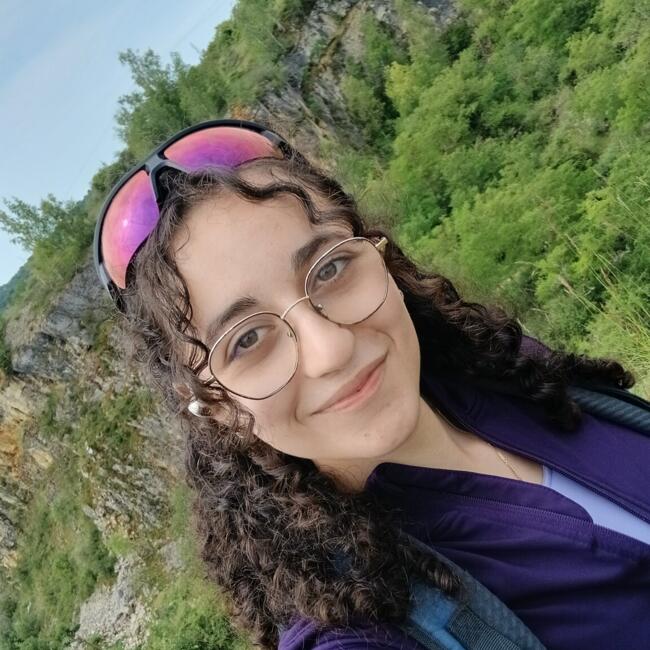 Babysitter in Dijon: Jade