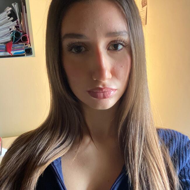 Babysitter in Rimini: Elena