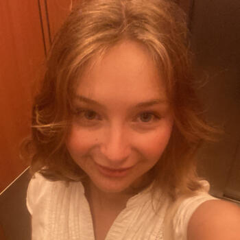 Babysitter in Paris: Jeanne