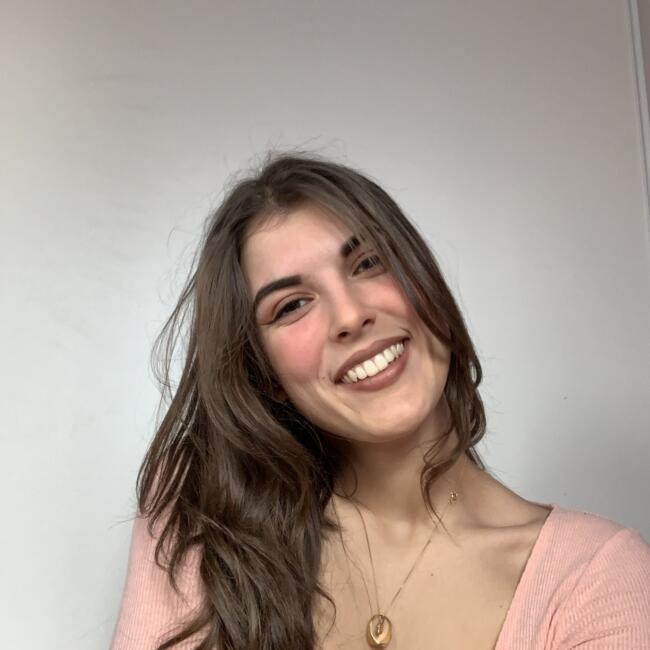 Babysitter in Reims: Victoria