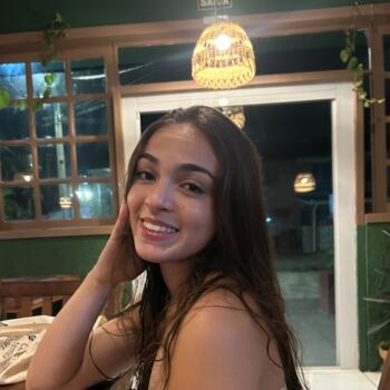 Babá em Londrina: Beatriz