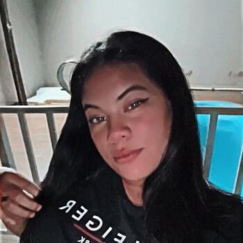 Babá em Ponta Porã: Helen