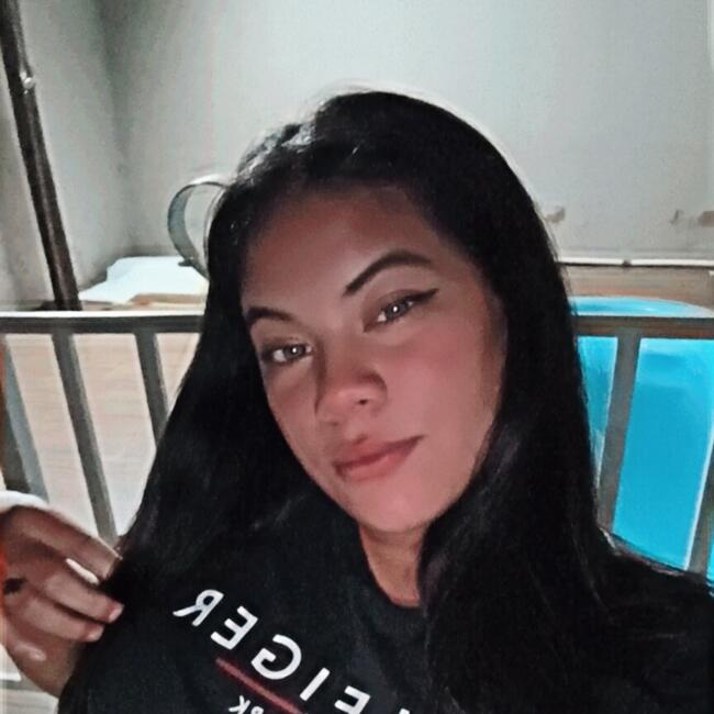 Babá em Ponta Porã: Helen