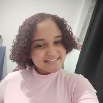 Babysitter in Guarujá: Isa