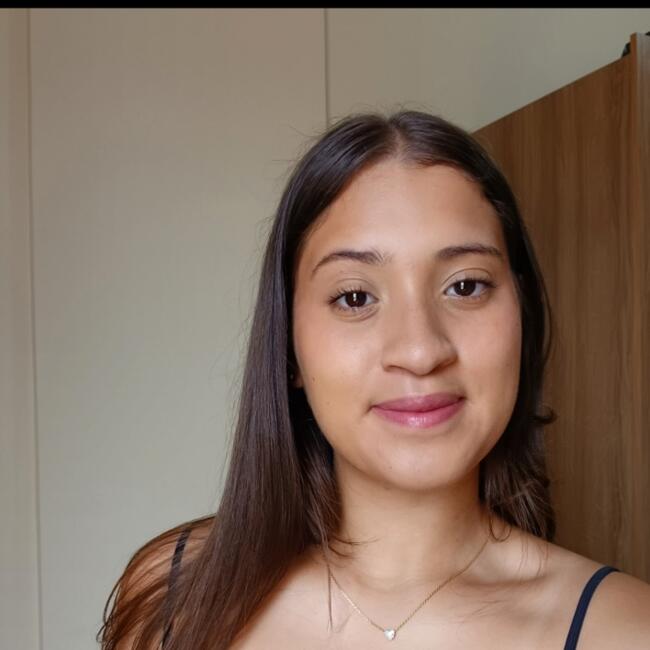 Babysitter in São Carlos: Beatriz