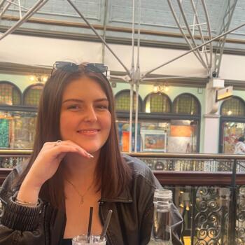 Babysitter Newcastle: Bianca