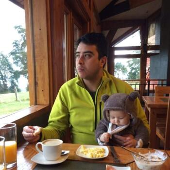 Childminder job in Buin: babysitting job Miguel
