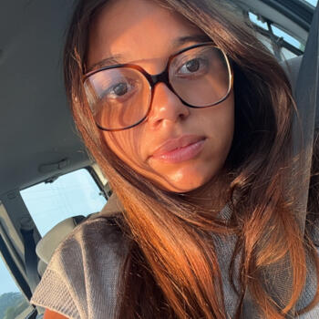 Babysitter in Beaurepaire (Pays de la Loire): Eva