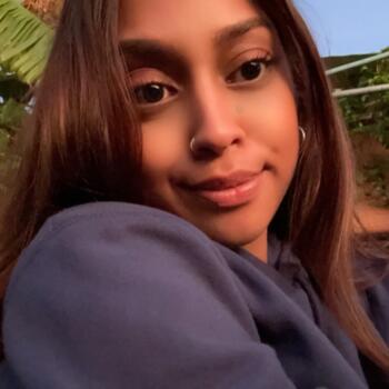 Babysitter in Cap Malheureux: Tia