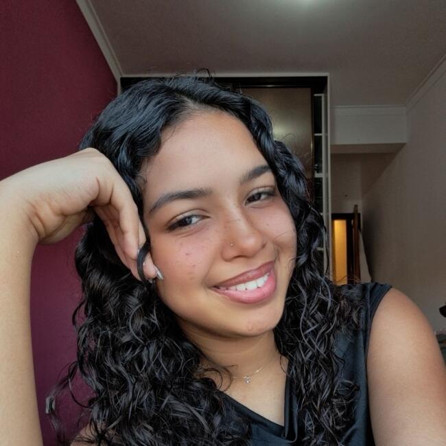 Babysitter in Baixa: Geovanna