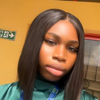 Babysitter in Dilbeek: Nneoma